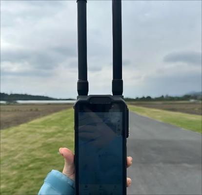 Sistema anti-drones portátil/de mano que detecta 10 drones simultáneamente en un radio de 3 km Bandas de frecuencia de comunicación principales
